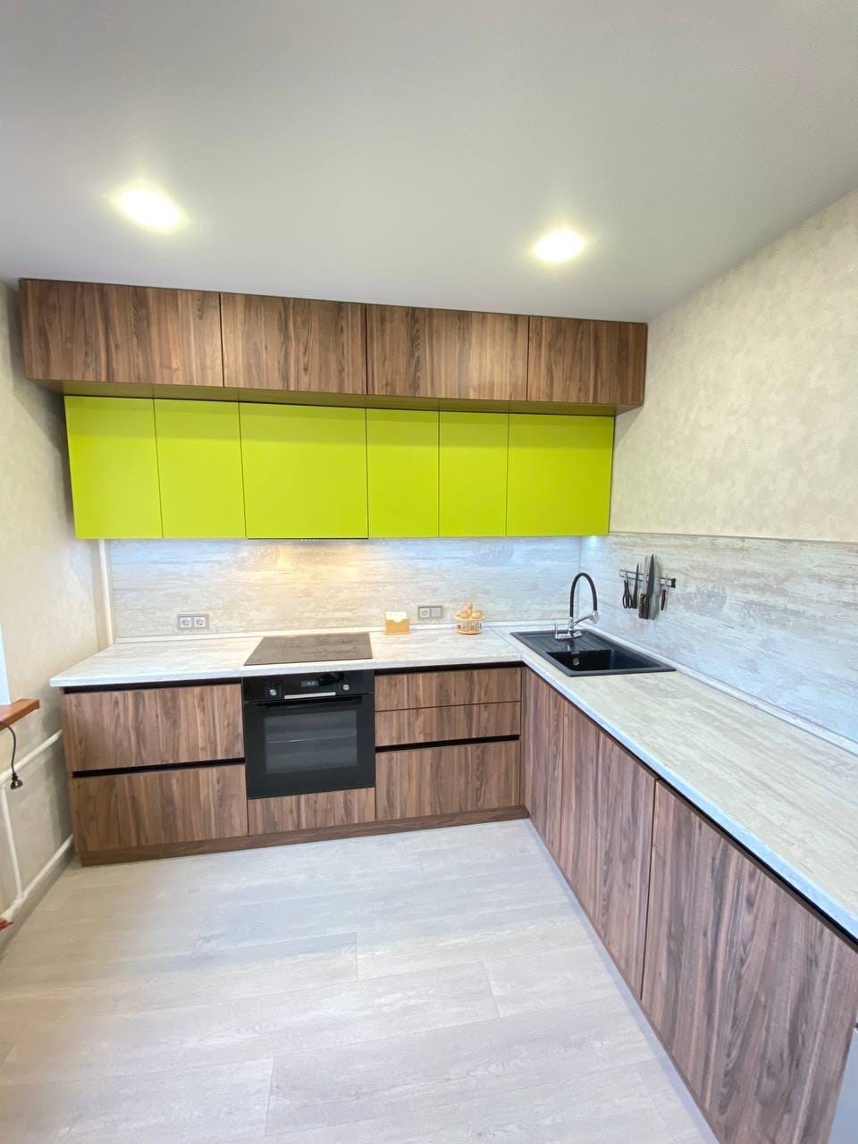 Кухонные гарнитуры 